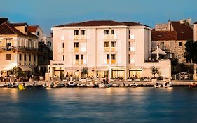 Hotel Vrilo