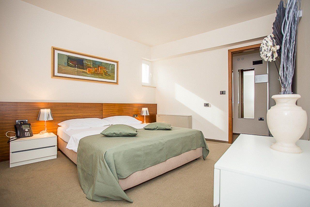 Hotel Vrilo - Adults Only Postira Exterior photo