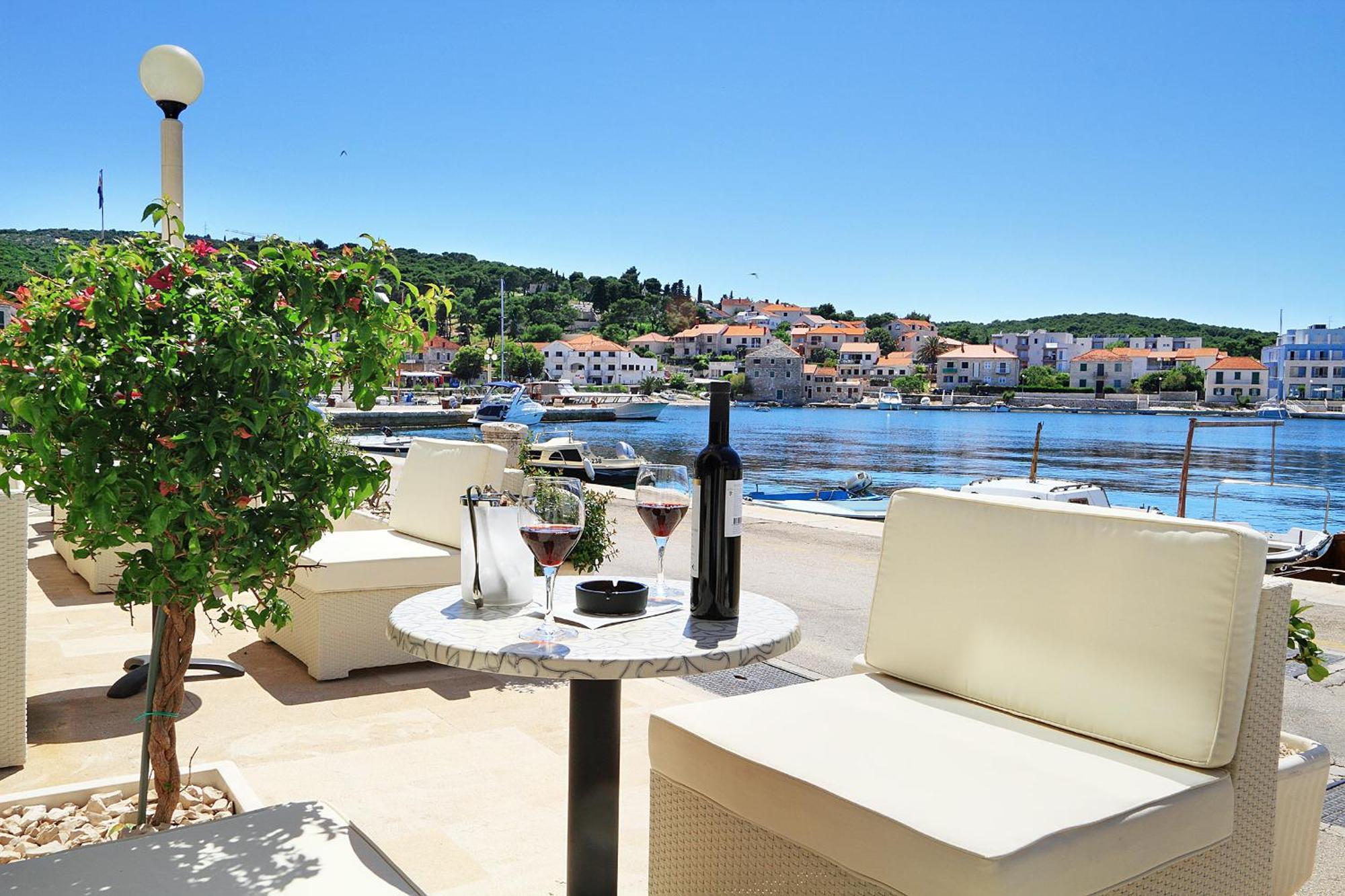 Hotel Vrilo - Adults Only Postira Exterior photo